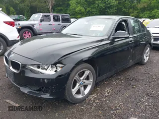 2013 BMW 3 Series 328i xDrive с VIN WBA3B5G59DNS05019, выставлен на аукционе IAAI как лот 42374671 с пробегом 144 097 миль миль и . История ставок и продаж доступна на DreamBid. Изображение 2.