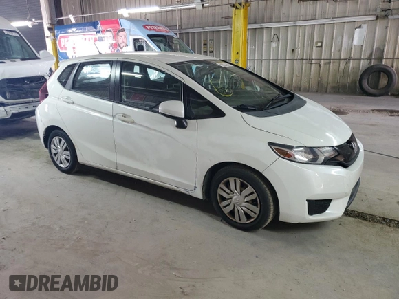 2015 Honda Fit LX with VIN 3HGGK5H55FM744447, listed as a Copart auction lot 62148025 with 261,079 mi miles and Clean title. Bid and sale history available at DreamBid. Image 4.