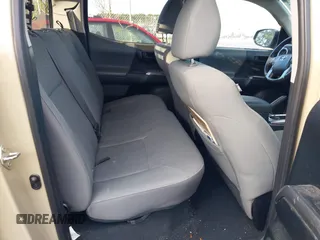 2017 Toyota Tacoma SR5 with VIN 3TMDZ5BN2HM035841, listed as a IAAI auction lot 41201932 with 177,954 mi miles. Bid and sale history available at carsss.com. Image 8.