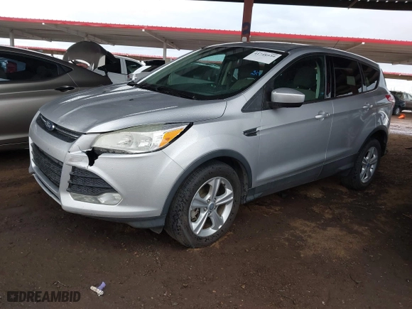 2013 Ford Escape SE with VIN 1FMCU9G96DUC86666, listed as a IAAI auction lot 41748939 with 147,452 mi miles. Bid and sale history available at carsss.com. Image 17.