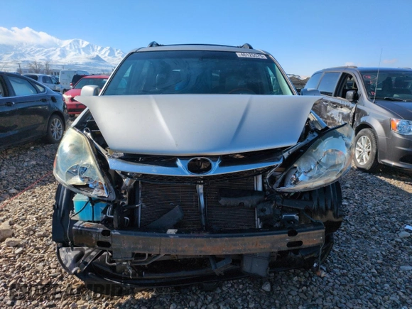 2006 Toyota Sienna XLE with VIN 5TDBA22C86S071218, listed as a Copart auction lot 46125575 with 205,953 mi miles and Salvage Title. Bid and sale history available at carsss.com. Image 5.