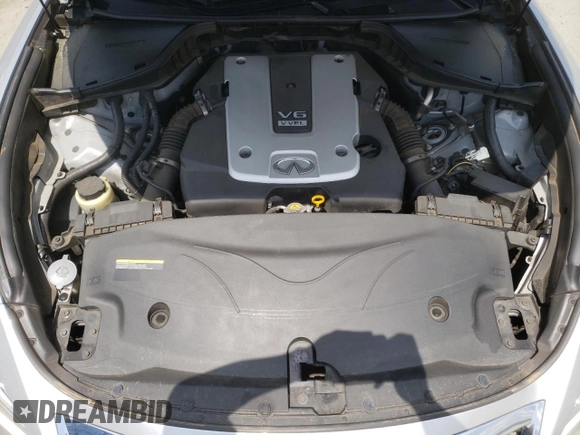 2016 Infiniti Q70 z VIN JN1BY1PP6GM631254, wystawiony jako Copart lot #56377425 z przebiegiem 109 061 mil mil oraz Szkoda całkowita • Salvage title. Historia ofert i sprzedaży dostępna na DreamBid. Obrazek 11.