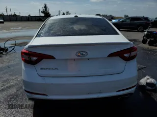 2015 Hyundai Sonata SE with VIN 5NPE24AF5FH072950, listed as a Copart auction lot 52678885 with 140,227 mi miles and Clean Title. Bid and sale history available at carsss.com. Image 6.