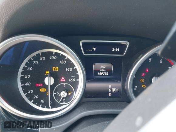 2014 Mercedes-Benz M 350 with VIN 4JGDA5JB2EA319263, listed as a IAAI auction lot 41464225 with 169,292 mi miles and . Bid and sale history available at DreamBid. Image 16.