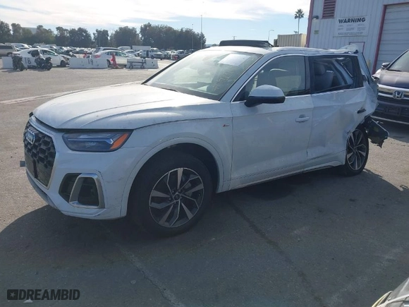 2022 Audi Q5 S line Premium with VIN WA1GAAFY3N2101201, listed as a IAAI auction lot 41263245 with 28,361 mi miles. Bid and sale history available at carsss.com. Image 2.