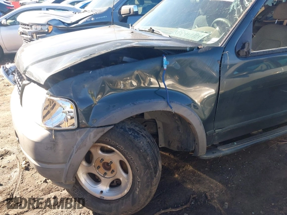 2003 Ford Explorer XLS z VIN 1FMZU62K13UB68767, wystawiony jako IAAI lot #40780973 z przebiegiem Nie podano mil oraz . Historia ofert i sprzedaży dostępna na DreamBid. Obrazek 11.