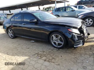 2018 Mercedes-Benz E-Class E 300 with VIN WDDZF4JB3JA312375, listed as a Copart auction lot 45075973 with 34,202 mi miles. Bid and sale history available at carsss.com. Image 4.