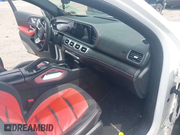 2021 Mercedes-Benz GLE 53 AMG with VIN 4JGFD6BB0MA396393, listed as a IAAI auction lot 39988476 with 53,481 mi miles and . Bid and sale history available at DreamBid. Image 5.