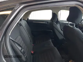 2017 Ford Fusion SE z VIN 3FA6P0HD2HR270782, wystawiony jako IAAI lot #42310190 z przebiegiem 107 133 mil mil oraz . Historia ofert i sprzedaży dostępna na DreamBid. Obrazek 8.
