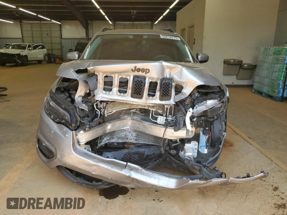 2019 Jeep Cherokee Altitude с VIN 1C4PJMLX0KD367701, выставлен на аукционе Copart как лот 55210775 с пробегом 64 079 миль миль и Списание • Salvage title. История ставок и продаж доступна на DreamBid. Изображение 5.