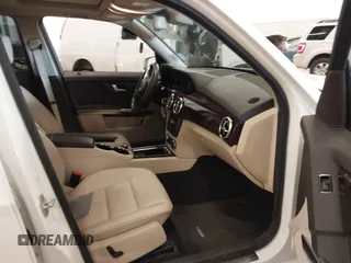 2014 Mercedes-Benz GLK 350 with VIN WDCGG8JB2EG211718, listed as a IAAI auction lot 41965437 with 73,469 mi miles and . Bid and sale history available at DreamBid. Image 5.