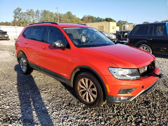 2018 Volkswagen Tiguan S with VIN 3VV1B7AX7JM029207, listed as a Copart auction lot 77978224 with 103,900 mi miles and Salvage Title. Bid and sale history available at carsss.com. Image 4.