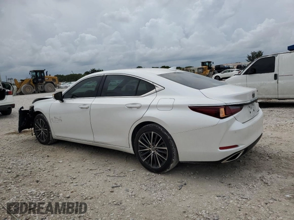 2024 Lexus ES 350 с VIN 58ADZ1B19RU175330, выставлен на аукционе Copart как лот 60125655 с пробегом 7 074 миль миль и Списание • Salvage title. История ставок и продаж доступна на DreamBid. Изображение 2.