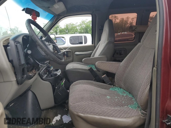 2001 Chevrolet Express z VIN 1GAHG39R511219607, wystawiony jako Copart lot #57126675 z przebiegiem 228 975 mil mil oraz Szkoda całkowita • Salvage title. Historia ofert i sprzedaży dostępna na DreamBid. Obrazek 7.