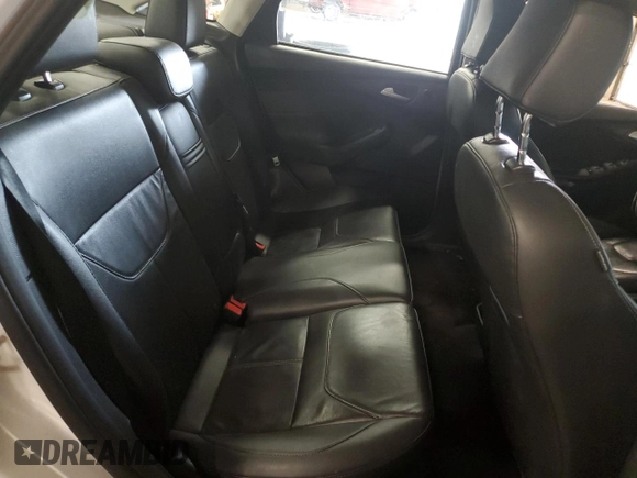 2015 Ford Focus Titanium с VIN 1FADP3J28FL385528, выставлен на аукционе Copart как лот 50628395 с пробегом 92 323 миль миль и На запчасти • Non repairable. История ставок и продаж доступна на DreamBid. Изображение 10.