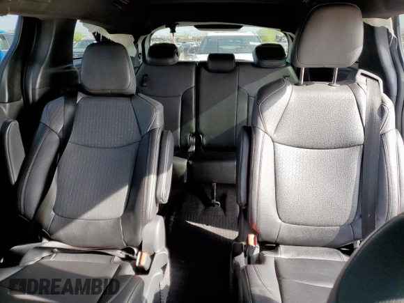 2024 Toyota Sienna LE with VIN 5TDCSKFC6RS122358, listed as a Copart auction lot 50565575 with 39,645 mi miles and Clean Title. Bid and sale history available at carsss.com. Image 10.