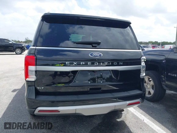 2022 Ford Expedition XLT with VIN 1FMJU1JT9NEA67323, listed as a IAAI auction lot 41716855 with 34,513 mi miles. Bid and sale history available at carsss.com. Image 16.