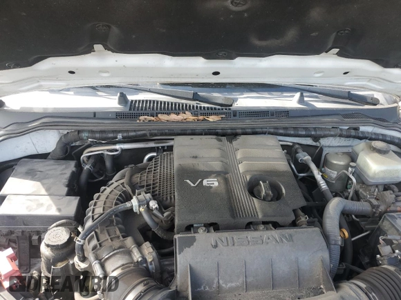 2021 Nissan Frontier SV z VIN 1N6ED0EA6MN711252, wystawiony jako Copart lot #83460784 z przebiegiem 168 655 mil mil oraz Czysty tytuł • Clean title. Historia ofert i sprzedaży dostępna na DreamBid. Obrazek 11.