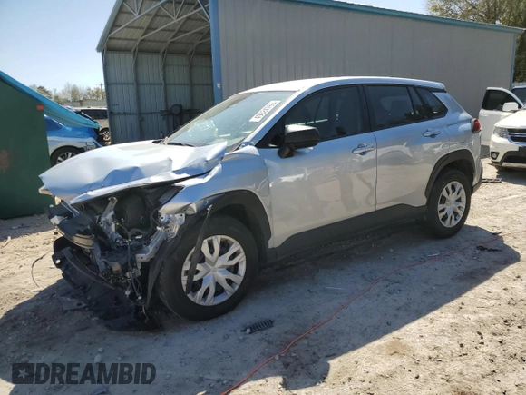 2023 Toyota Corolla Cross L z VIN 7MUAAAAG6PV042401, wystawiony jako Copart lot #49624765 z przebiegiem 24 748 mil mil oraz Szkoda całkowita • Salvage title. Historia ofert i sprzedaży dostępna na DreamBid. Obrazek 1.