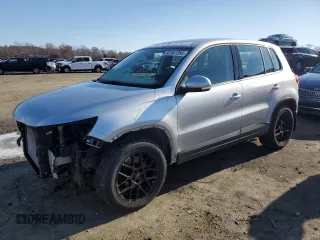 2013 Volkswagen Tiguan S с VIN WVGBV3AX6DW611477, выставлен на аукционе Copart как лот 82567264 с пробегом 139 210 миль миль и Списание • Salvage title. История ставок и продаж доступна на DreamBid. Изображение 1.