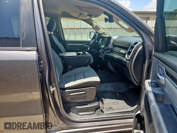 2020 Ram 1500 Lone Star with VIN 1C6RREFT3LN117968, listed as a Copart auction lot 64258905 with 62,826 mi miles and Clean title. Bid and sale history available at DreamBid. Image 5.