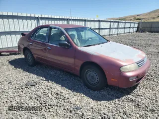 1995 Nissan Altima XE z VIN 1N4BU31D8SC164328, wystawiony jako Copart lot #65999624 z przebiegiem 196 247 mil mil oraz Szkoda całkowita • Salvage title. Historia ofert i sprzedaży dostępna na DreamBid. Obrazek 4.