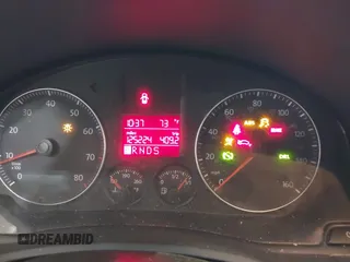 2009 Volkswagen Jetta SE с VIN 3VWRZ71K39M163576, выставлен на аукционе IAAI как лот 42249888 с пробегом 125 224 миль миль и . История ставок и продаж доступна на DreamBid. Изображение 7.
