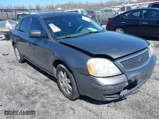 2005 Ford Five Hundred SE with VIN 1FAFP231X5G129311, listed as a IAAI auction lot 41845961 with NaN miles. Bid and sale history available at carsss.com. Image 1.