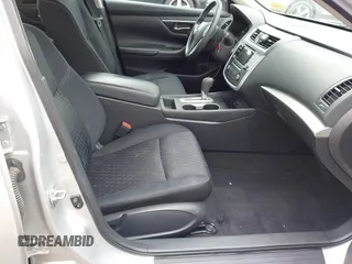 2017 Nissan Altima SL with VIN 1N4AL3AP9HC286908, listed as a IAAI auction lot 42507991 with 116,826 mi miles and . Bid and sale history available at DreamBid. Image 5.