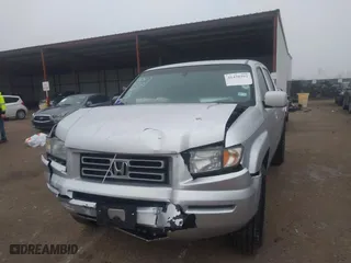 2006 Honda Ridgeline RTL with VIN 2HJYK16526H531190, listed as a IAAI auction lot 41450393 with 146,646 mi miles. Bid and sale history available at carsss.com. Image 17.
