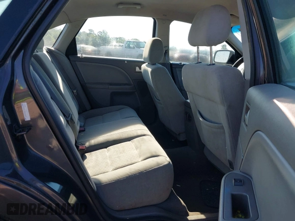 2007 Ford Five Hundred SEL с VIN 1FAHP24117G146699, выставлен на аукционе IAAI как лот 42271379 с пробегом 178 488 миль миль и . История ставок и продаж доступна на DreamBid. Изображение 8.