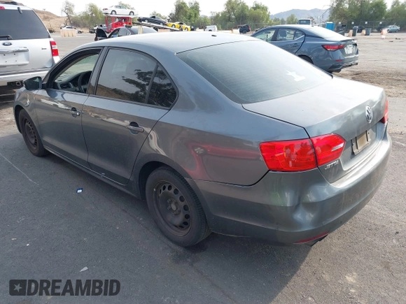 2012 Volkswagen Jetta SE with VIN 3VWDP7AJ8CM330366, listed as a IAAI auction lot 41450611 with 256,079 mi miles and . Bid and sale history available at DreamBid. Image 3.