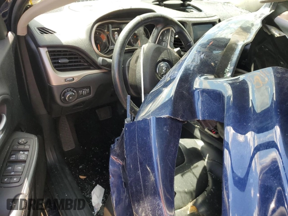 2016 Jeep Cherokee Limited z VIN 1C4PJMDS0GW255625, wystawiony jako Copart lot #55660014 z przebiegiem 86 601 mil mil oraz Nie do naprawy • Non repairable. Historia ofert i sprzedaży dostępna na DreamBid. Obrazek 8.