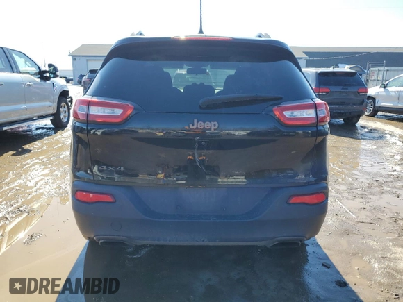 2017 Jeep Cherokee Latitude with VIN 1C4PJMCS3HW563102, listed as a Copart auction lot 46248155 with 104,937 mi miles and Clean Title. Bid and sale history available at DreamBid. Image 6.