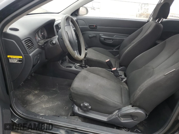 2009 Hyundai Accent GS с VIN KMHCM36CX9U140367, выставлен на аукционе Copart как лот 84389354 с пробегом 134 027 миль миль и Списание • Salvage title. История ставок и продаж доступна на DreamBid. Изображение 7.