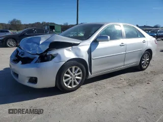 2011 Toyota Camry LE z VIN 4T1BF3EK3BU189611, wystawiony jako Copart lot #80390264 z przebiegiem 180 066 mil mil oraz Nie do naprawy • Non repairable. Historia ofert i sprzedaży dostępna na DreamBid. Obrazek 1.