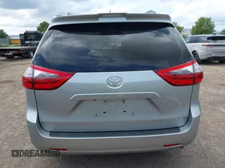 2020 Toyota Sienna XLE Auto Access Seat с VIN 5TDYZ3DC9LS080706, выставлен на аукционе IAAI как лот 42526502 с пробегом 43 016 миль миль и . История ставок и продаж доступна на DreamBid. Изображение 15.