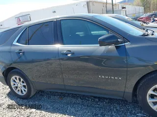 2019 Chevrolet Equinox LT with VIN 2GNAXKEV0K6106725, listed as a IAAI auction lot 41863740 with 171,356 mi miles and . Bid and sale history available at carsss.com. Image 13.
