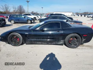 2002 Chevrolet Corvette Z06 with VIN 1G1YY12S225131395, listed as a IAAI auction lot 41440192 with 100,557 mi miles. Bid and sale history available at carsss.com. Image 14.