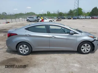 2016 Hyundai Elantra SE with VIN 5NPDH4AE4GH752857, listed as a IAAI auction lot 42421560 with 200,290 mi miles and . Bid and sale history available at DreamBid. Image 13.