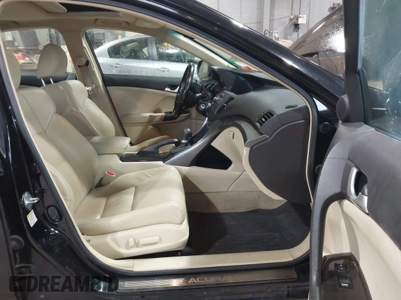 2012 Acura TSX with VIN JH4CU2F49CC010017, listed as a IAAI auction lot 42144097 with 217,581 mi miles and . Bid and sale history available at DreamBid. Image 5.