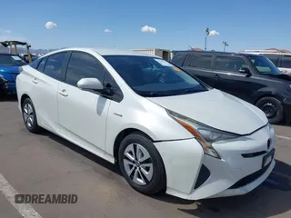2017 Toyota Prius Two with VIN JTDKBRFU2H3042763, listed as a IAAI auction lot 41946566 with 199,877 mi miles. Bid and sale history available at carsss.com. Image 1.