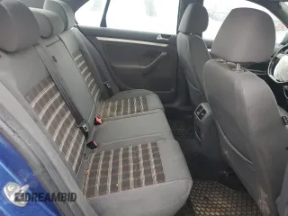 2008 Volkswagen Jetta GLI z VIN 3VWDJ71K28M076994, wystawiony jako Copart lot #45211155 z przebiegiem 165 838 mil mil oraz Szkoda całkowita • Salvage title. Historia ofert i sprzedaży dostępna na DreamBid. Obrazek 10.