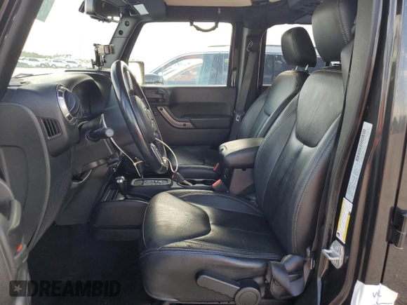 2018 Jeep Wrangler JK Unlimited Sahara with VIN 1C4BJWEG6JL891300, listed as a Copart auction lot 73855264 with 71,044 mi miles and Non Repairable. Bid and sale history available at carsss.com. Image 7.