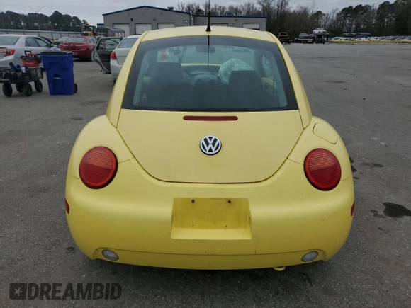 2001 Volkswagen Beetle GLS with VIN 3VWCK21C81M460224, listed as a Copart auction lot 48404615 with 150,992 mi miles and Salvage Title. Bid and sale history available at DreamBid. Image 6.