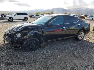 2019 Nissan Altima 2.5 S with VIN 1N4BL4BW0KN327258, listed as a Copart auction lot 78495464 with 111,813 mi miles and Salvage Title. Bid and sale history available at carsss.com. Image 1.