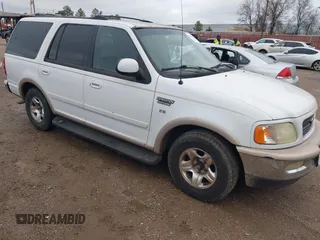 1998 Ford Expedition XLT with VIN 1FMRU1769WLC12068, listed as a IAAI auction lot 41562454 with 275,392 mi miles. Bid and sale history available at carsss.com. Image 1.