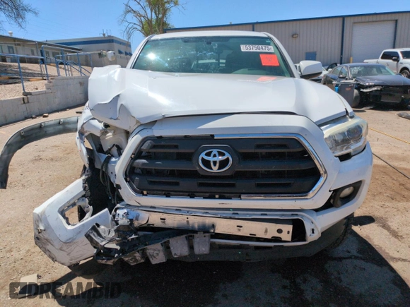 2017 Toyota Tacoma SR5 z VIN 5TFAZ5CN5HX048708, wystawiony jako Copart lot #53750475 z przebiegiem 104 861 mil mil oraz Szkody całkowita. Historia ofert i sprzedaży dostępna na DreamBid. Obrazek 5.