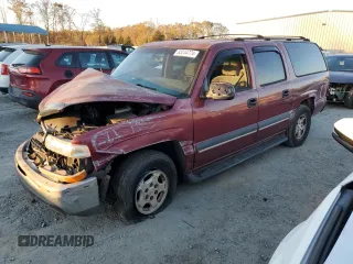 2004 Chevrolet Suburban LT with VIN 1GNEC16Z14J134550, listed as a Copart auction lot 83244774 with 233,174 mi miles and Salvage Title. Bid and sale history available at carsss.com. Image 1.