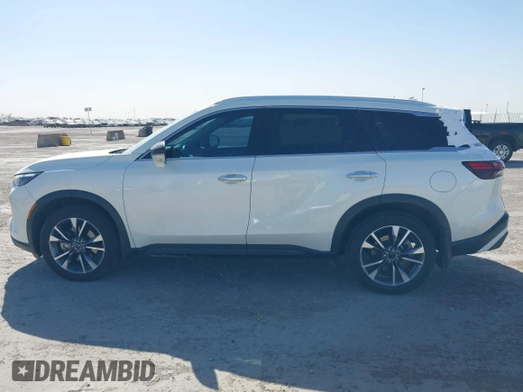 2023 Infiniti QX60 Luxe z VIN 5N1DL1FS2PC348961, wystawiony jako IAAI lot #41831192 z przebiegiem 51 202 mil mil oraz . Historia ofert i sprzedaży dostępna na DreamBid. Obrazek 14.